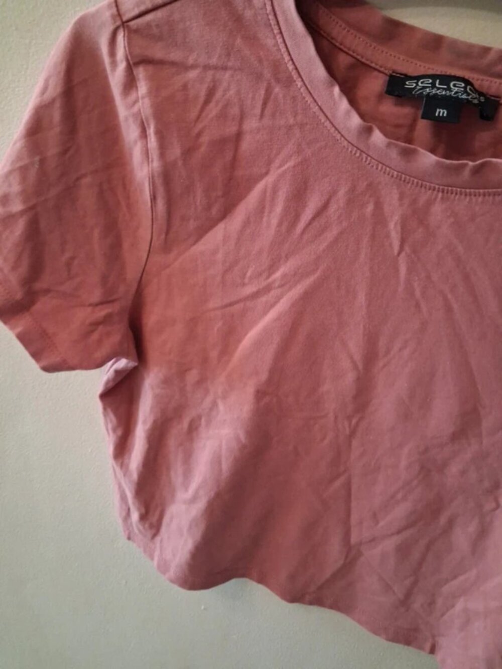 Pink crop top - Picture 2 of 5